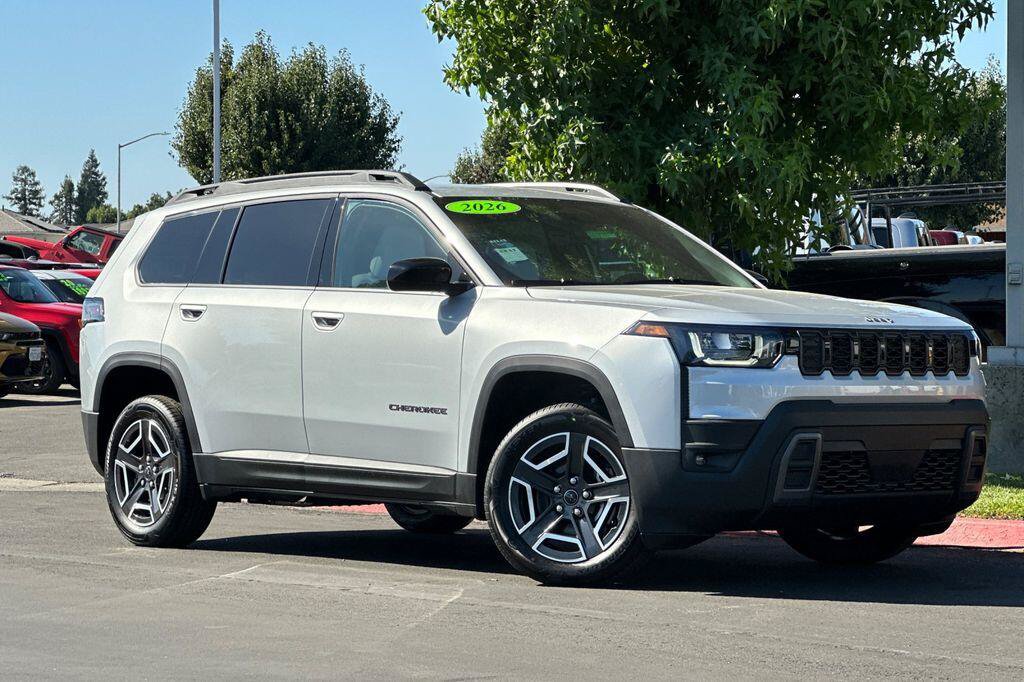 New 2026 Jeep Cherokee Laredo AWD/4WD image 2