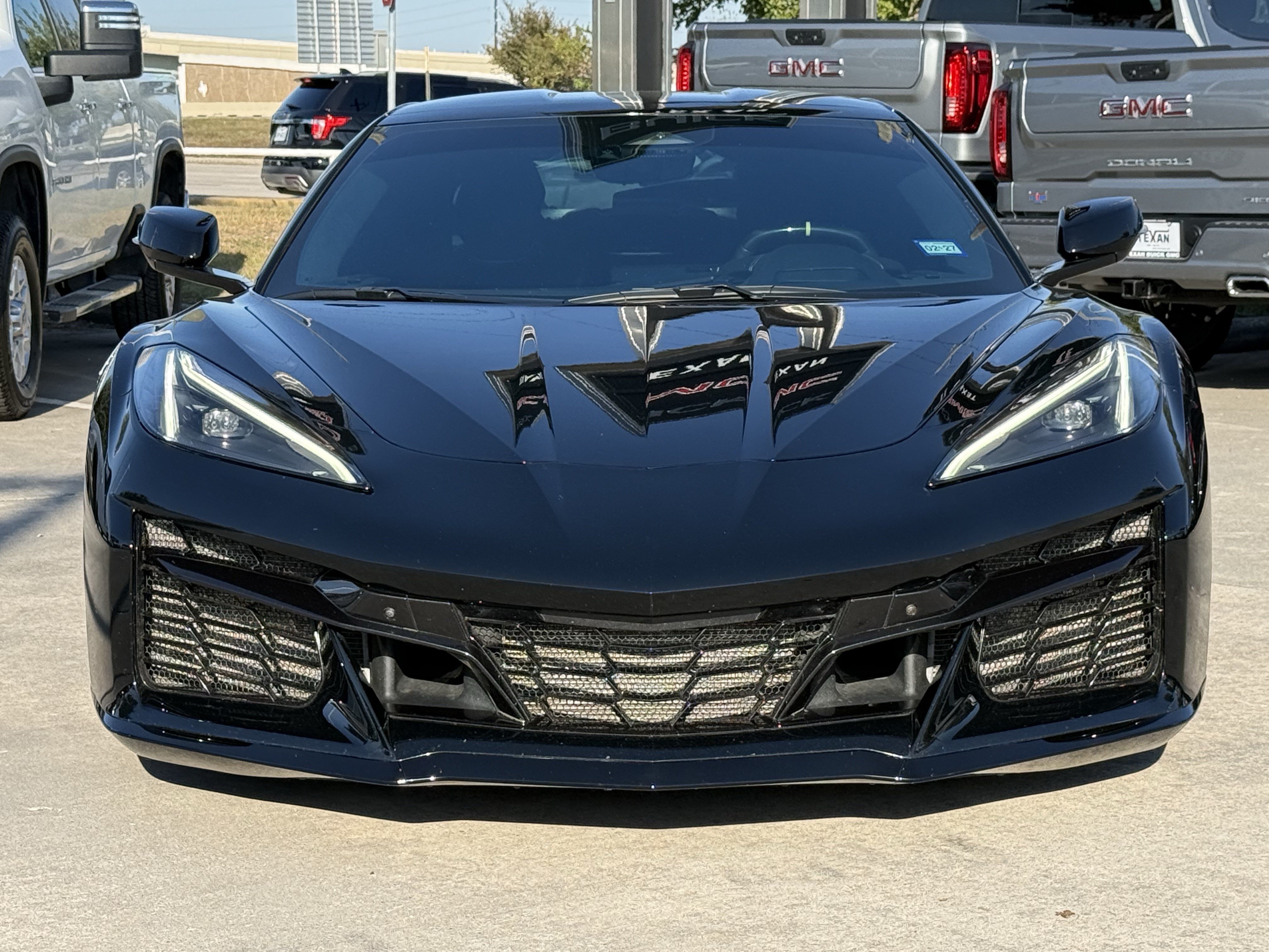 Used 2025 Chevrolet Corvette Z06 w/ Stealth Interior Trim Package RWD image 10