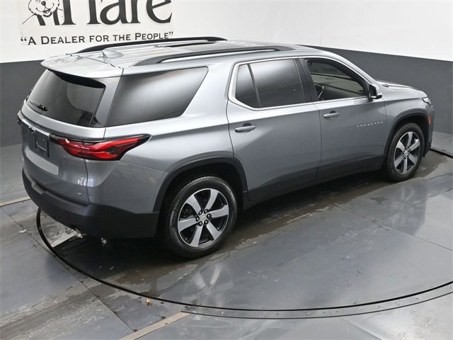 Used 2023 Chevrolet Traverse LT w/ LT Premium Package image 39