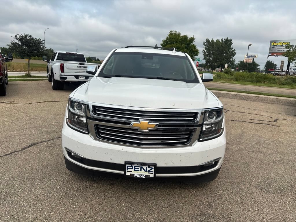 Used 2018 Chevrolet Suburban Premier AWD/4WD image 2