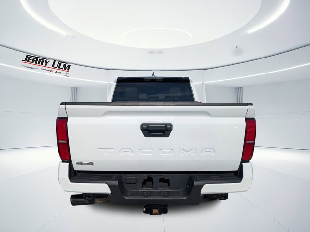 Used 2024 Toyota Tacoma SR5 image 4