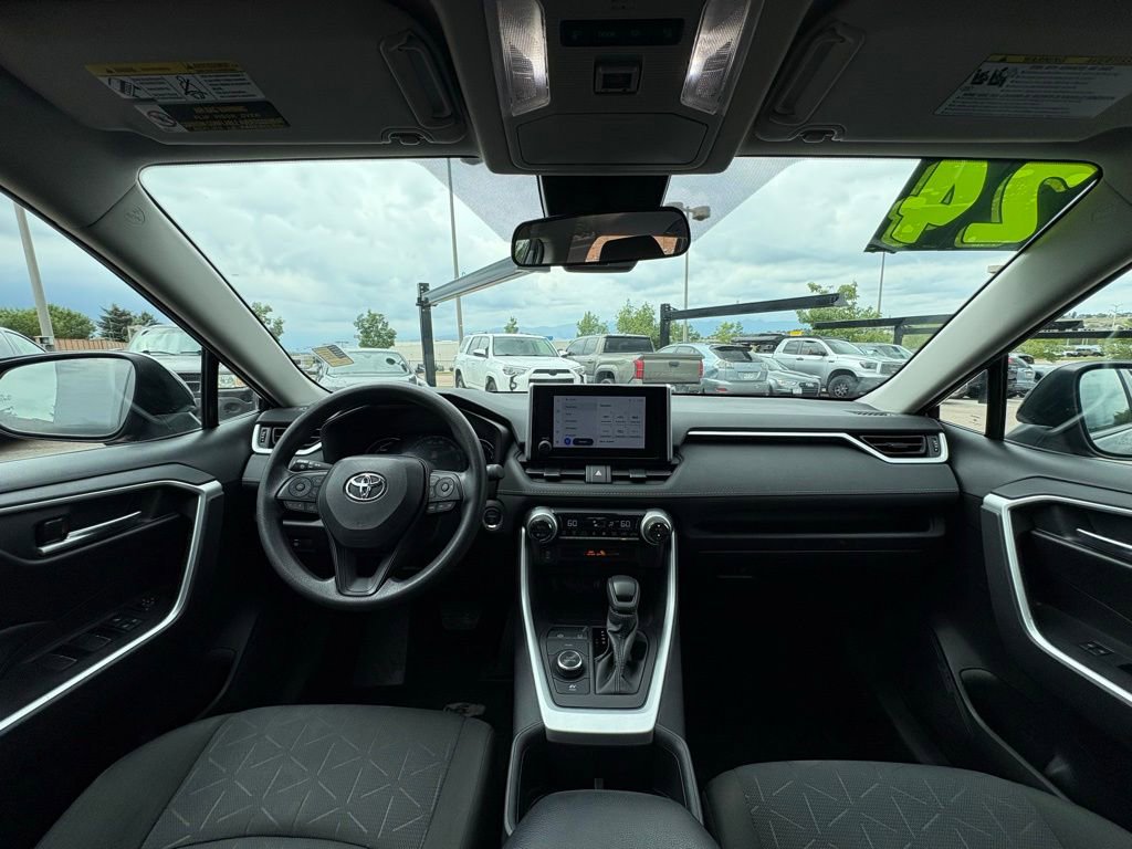 Used 2024 Toyota RAV4 XLE image 18