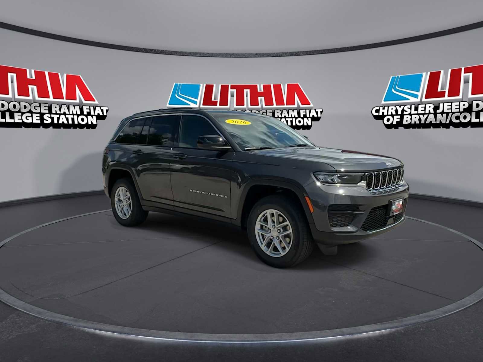 New 2026 Jeep Grand Cherokee Laredo X AWD/4WD image 2