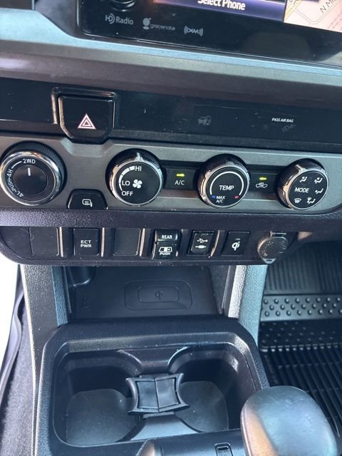 Used 2019 Toyota Tacoma TRD Off-Road image 19