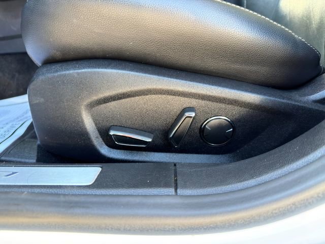 Used 2019 Ford Fusion Energi Titanium FWD image 20