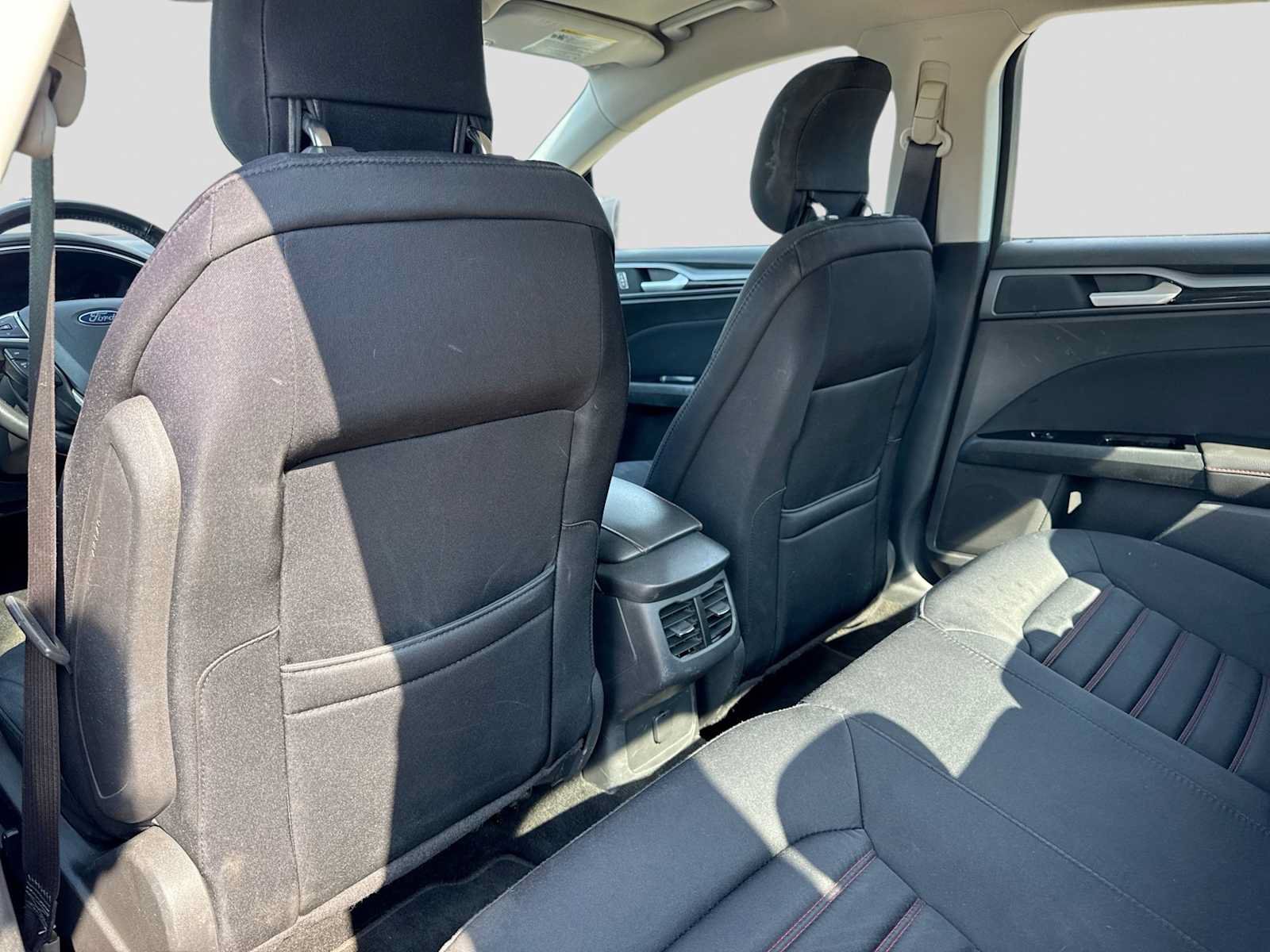 Used 2013 Ford Fusion SE FWD image 15
