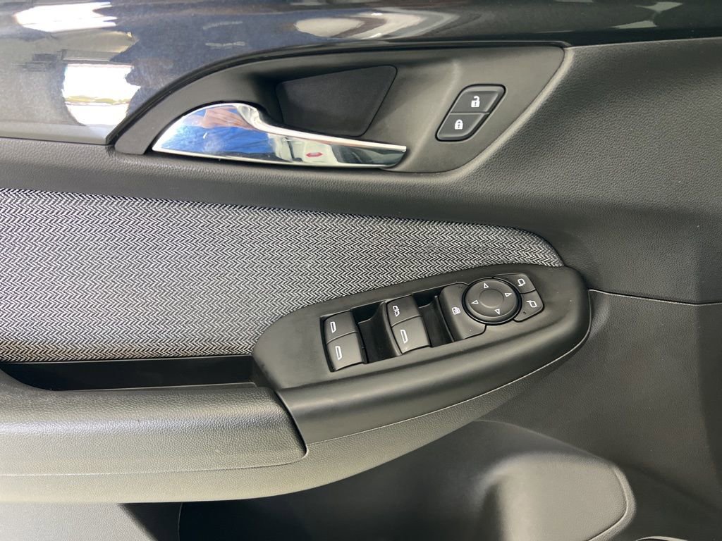 Used 2025 Chevrolet TrailBlazer LT w/ Driver Confidence Package FWD image 20