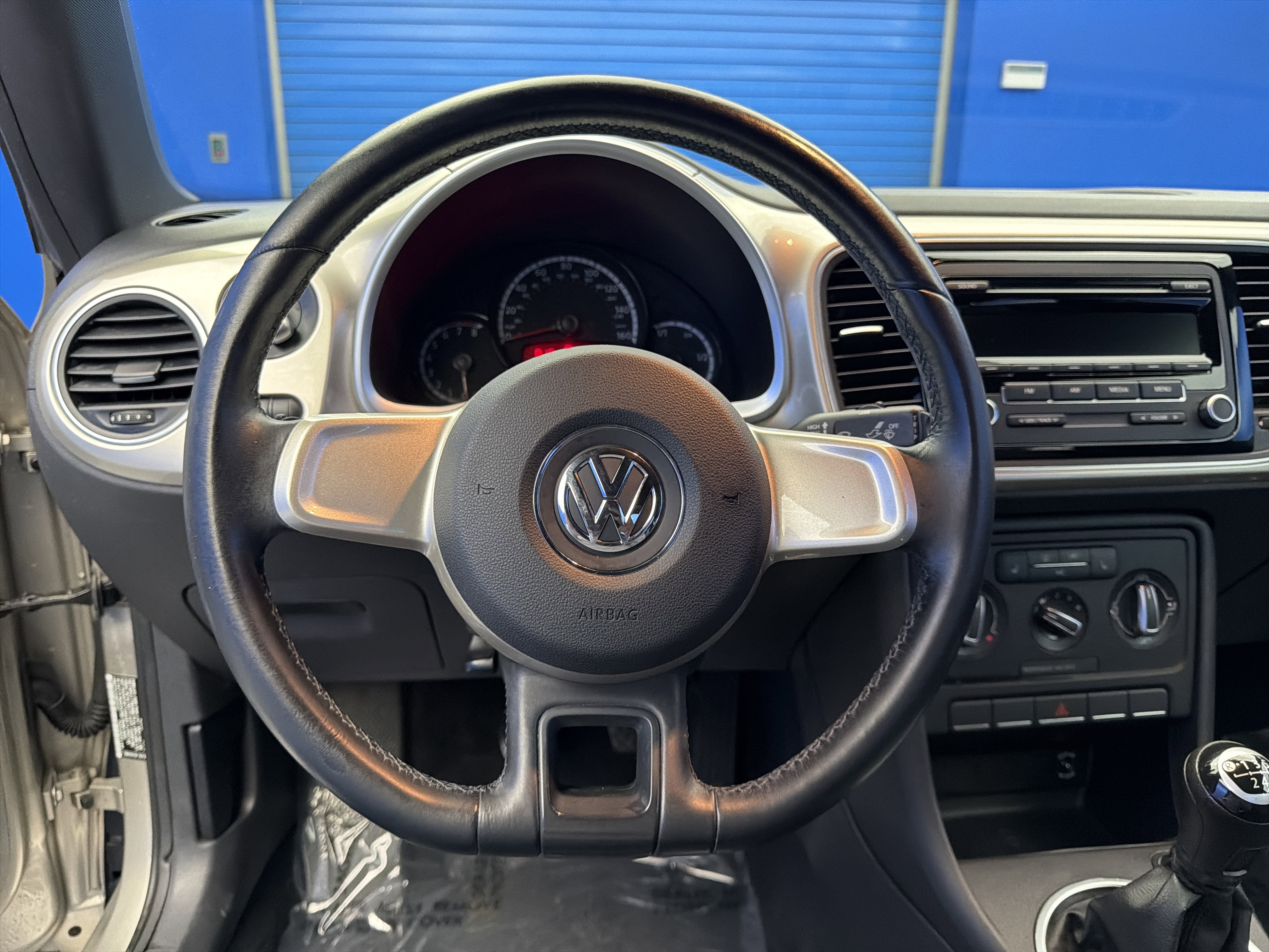 Used 2013 Volkswagen Beetle 2.5 image 13