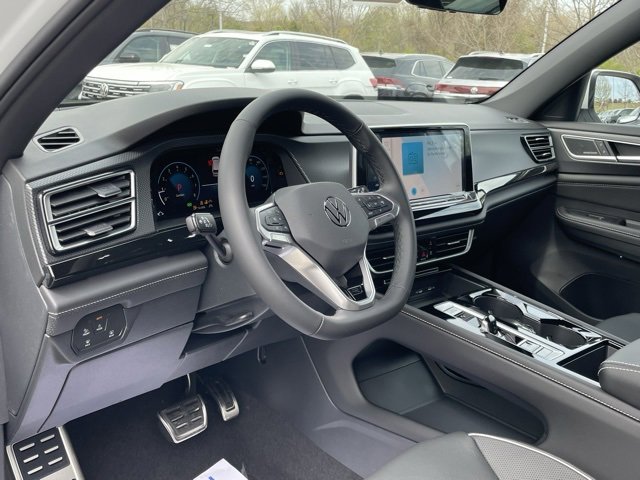 New 2025 Volkswagen Atlas Cross Sport SEL Premium R-Line image 9