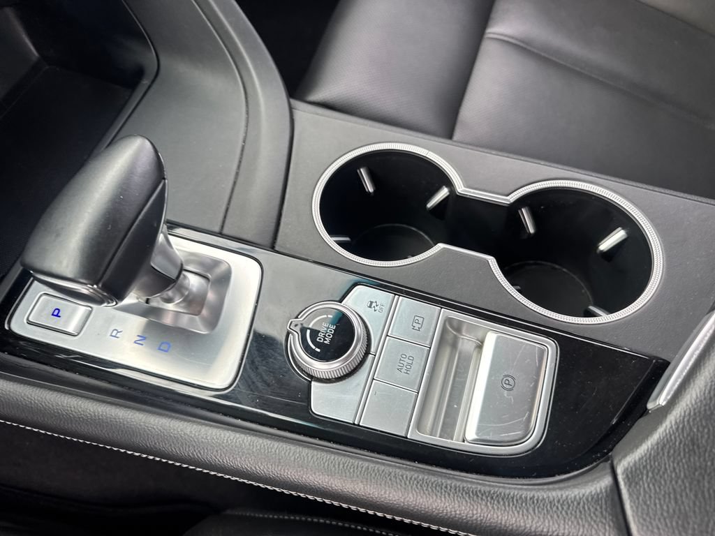 Used 2023 Genesis G70 2.0T RWD image 18