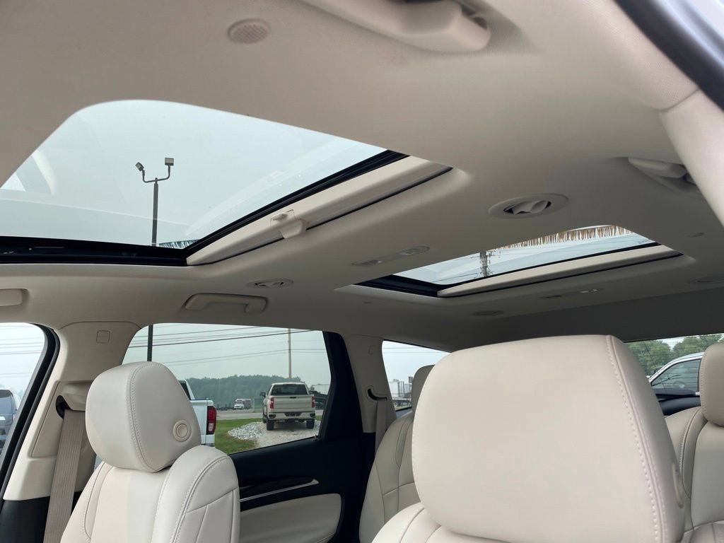 Used 2024 Buick Enclave Premium w/ Experience Buick Package FWD image 13