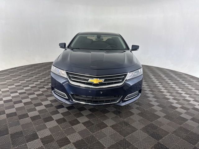 Used 2019 Chevrolet Impala LT image 2
