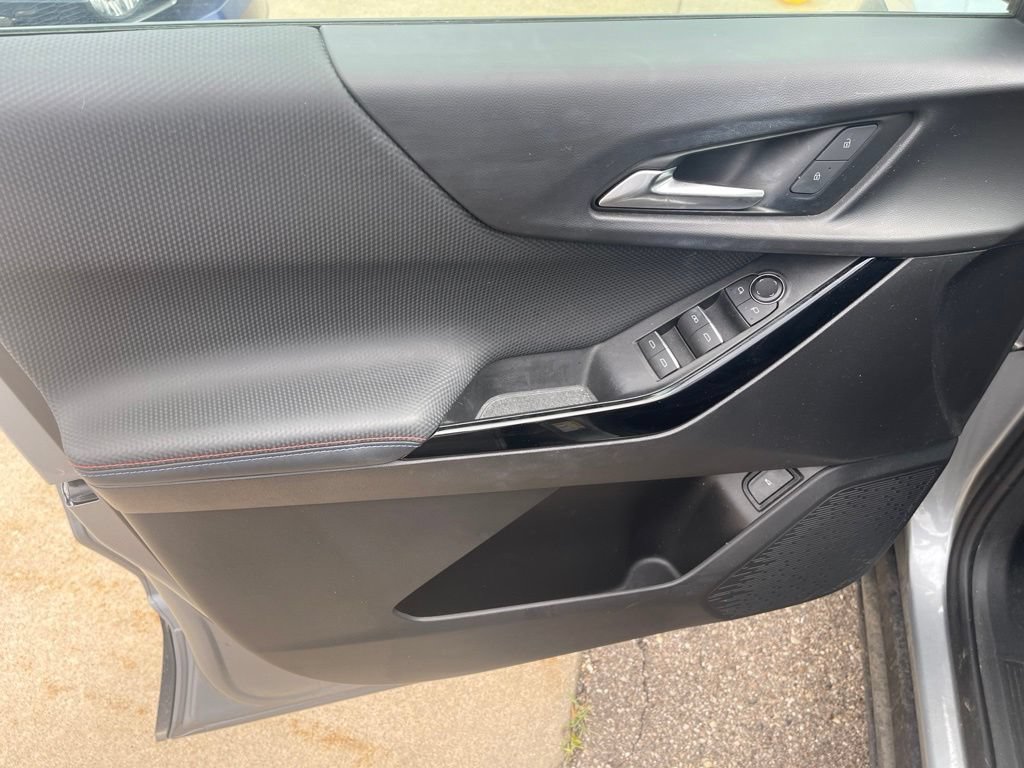 Used 2025 Chevrolet Equinox RS w/ Safety and Technology Package FWD image 20