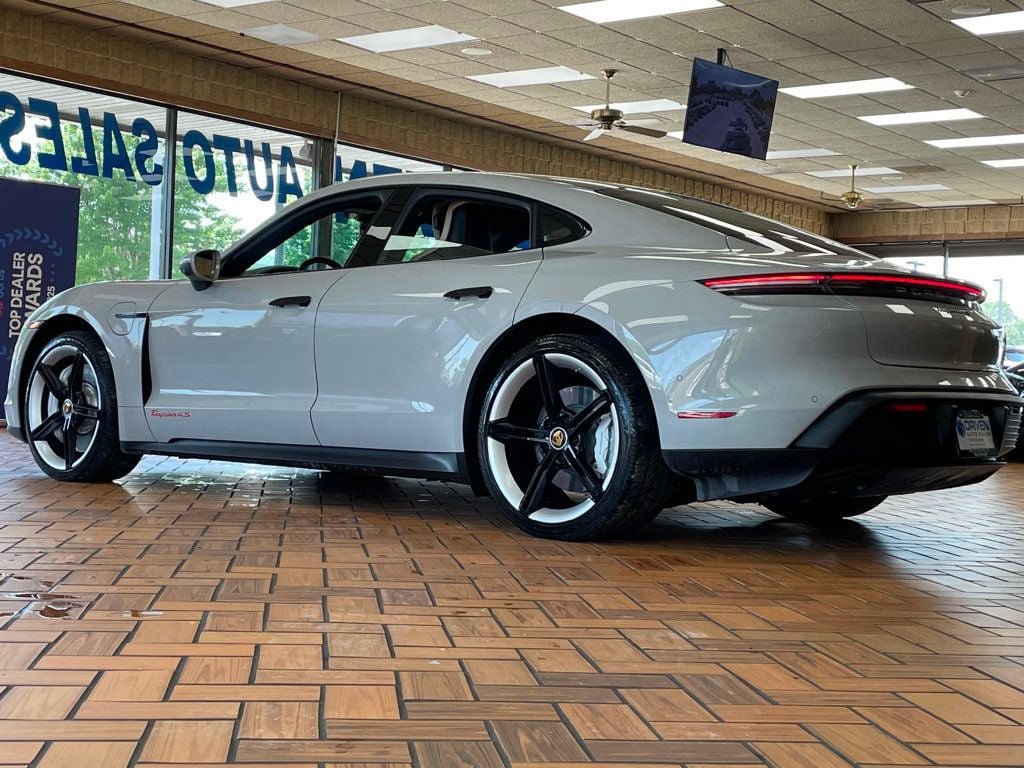 Used 2022 Porsche Taycan 4S AWD/4WD image 6