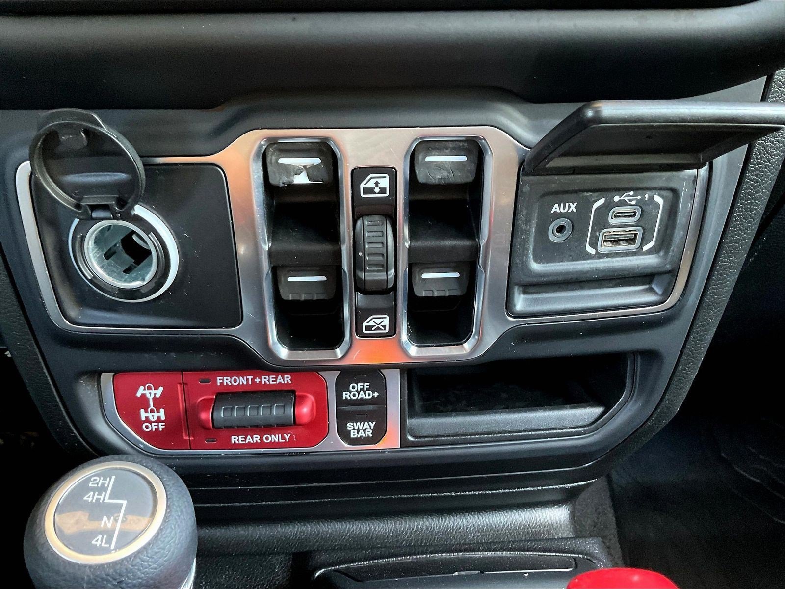 Used 2021 Jeep Gladiator Rubicon AWD/4WD image 16