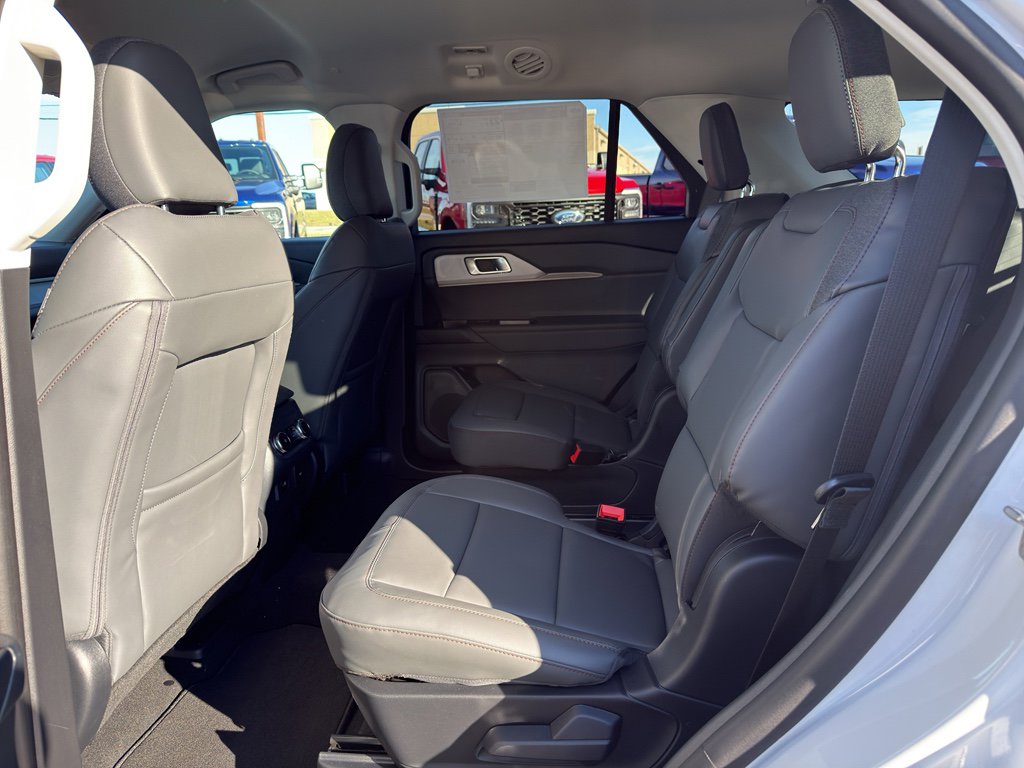 New 2026 Ford Explorer Active w/ Active Comfort Package image 21