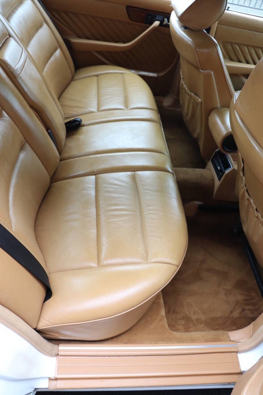 Used 1989 Mercedes-Benz 300 SE image 36