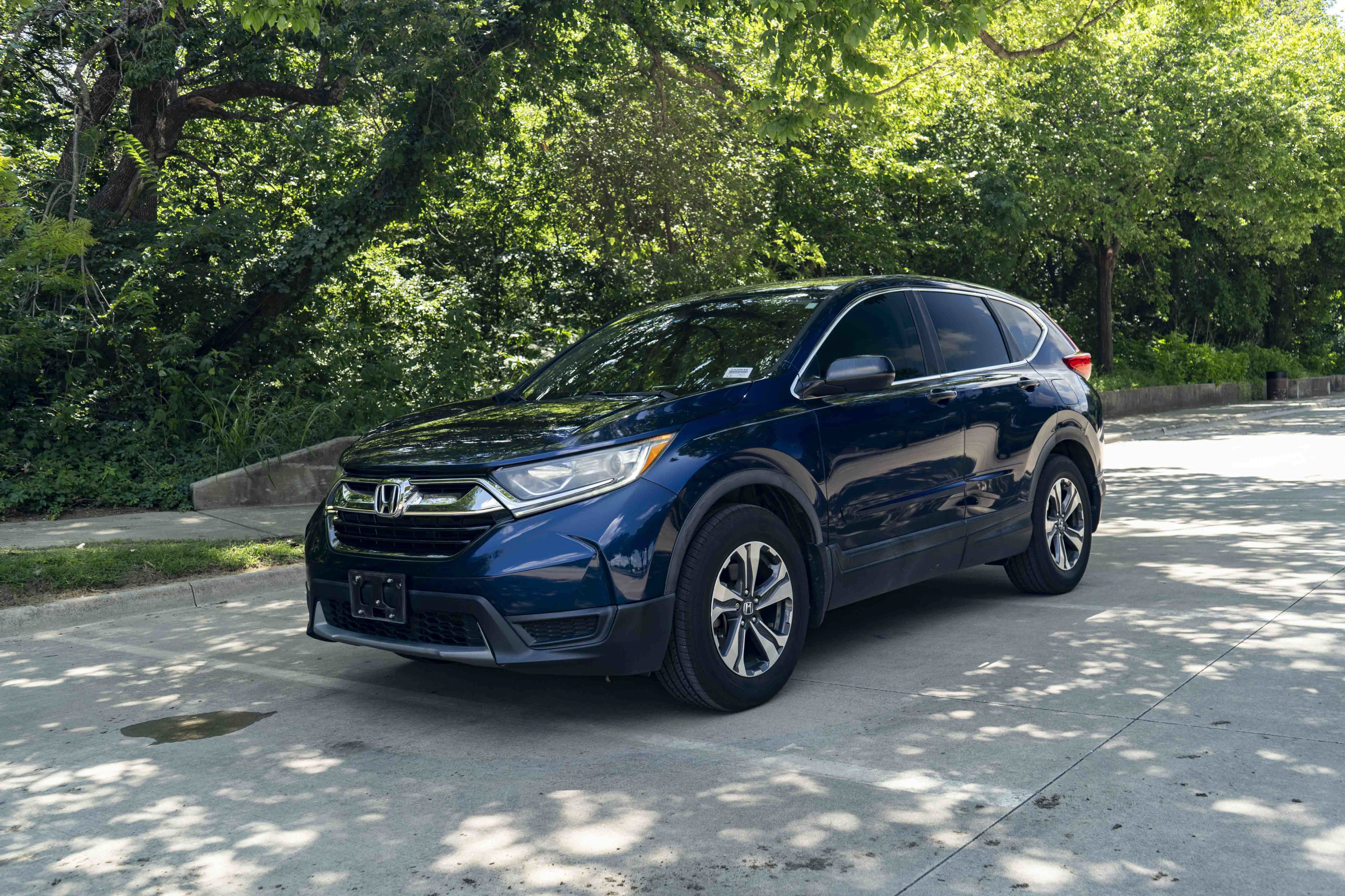 Used 2017 Honda CR-V LX image 5