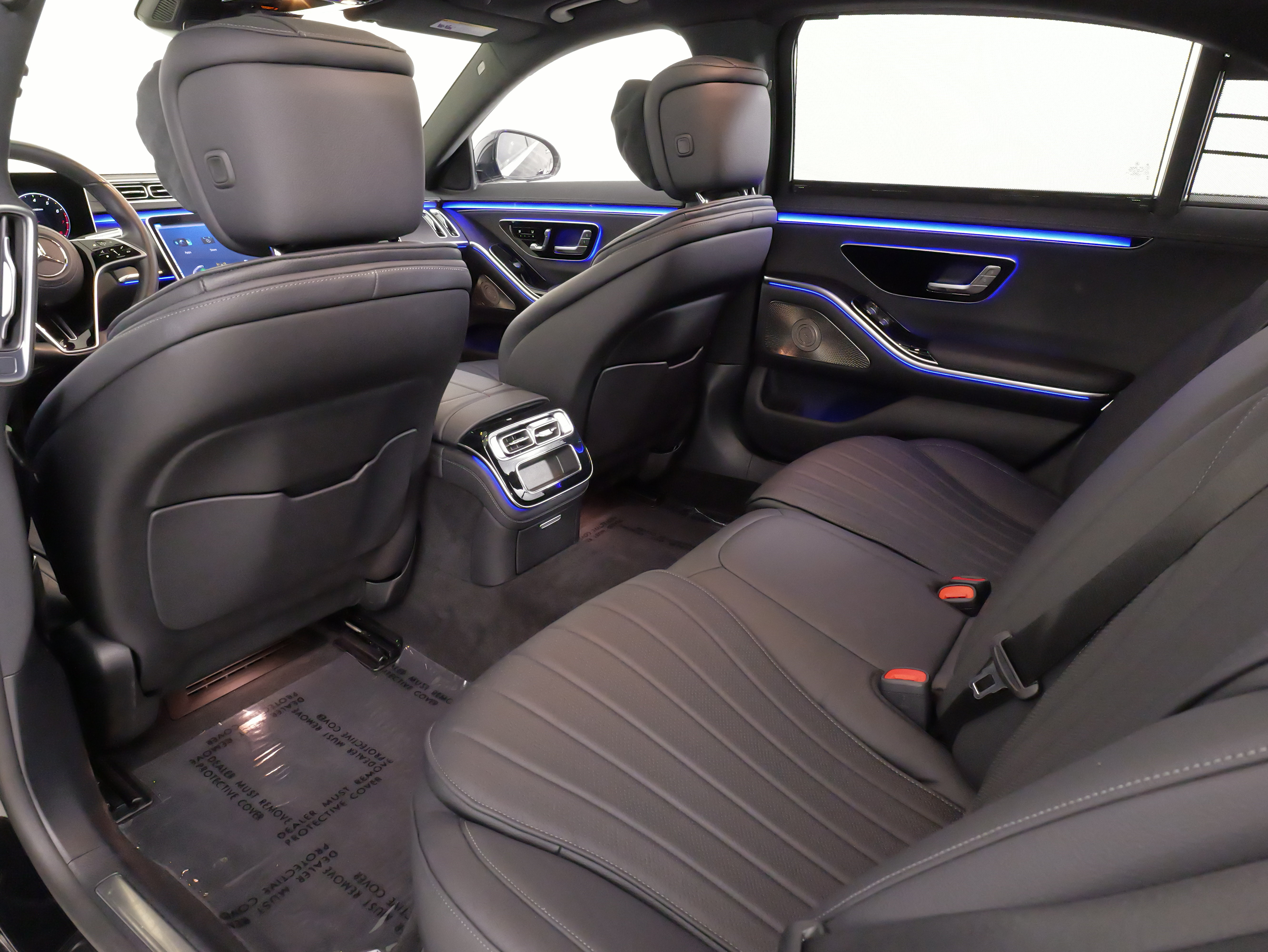 Used 2022 Mercedes-Benz S 500 4MATIC w/ AMG Line Package image 34