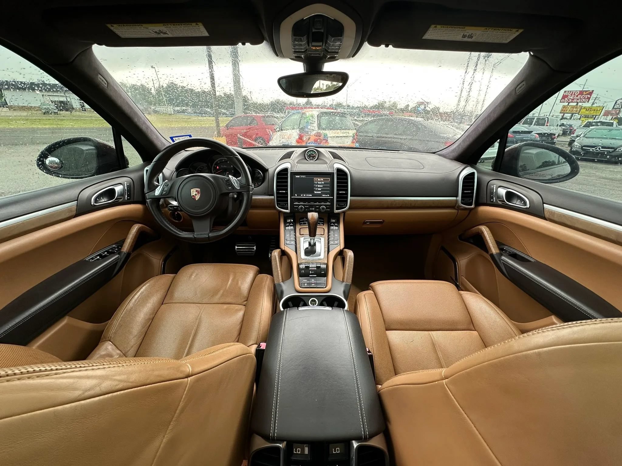 Used 2012 Porsche Cayenne Turbo AWD/4WD image 2