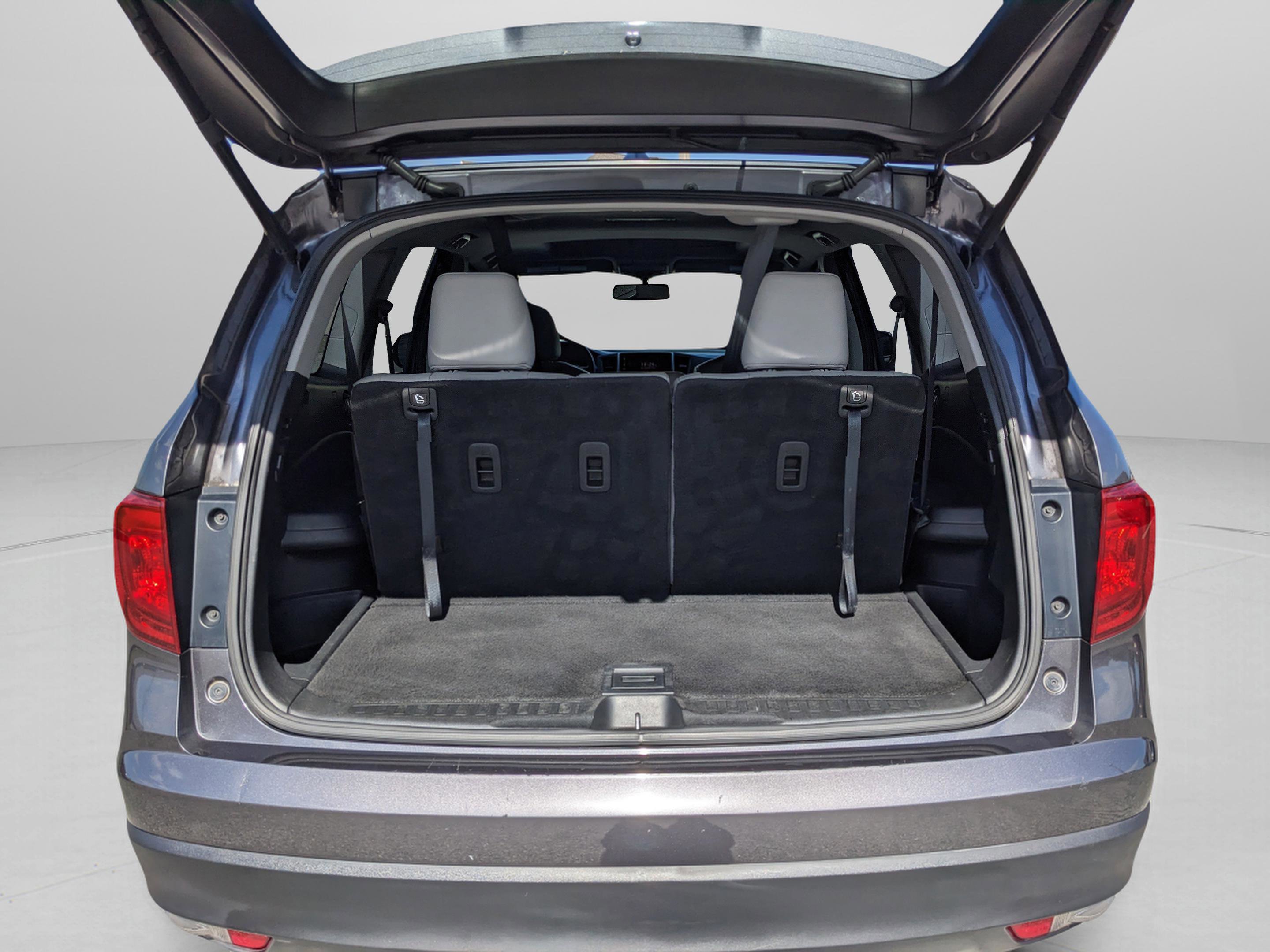Used 2018 Honda Pilot EX-L image 11