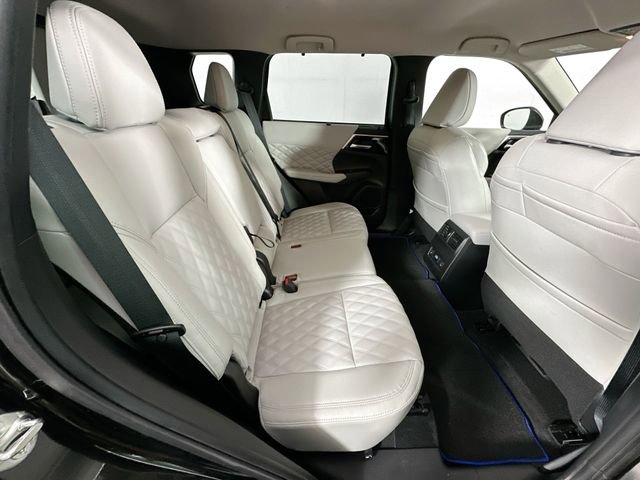 Used 2023 Mitsubishi Outlander SEL AWD/4WD image 28