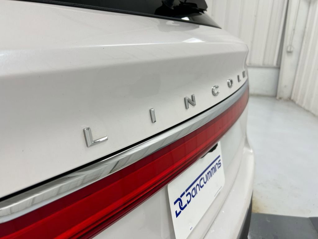 Used 2016 Lincoln MKX Reserve w/ Technology Package image 27