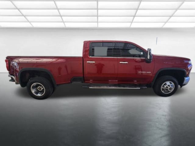 Used 2022 Chevrolet Silverado 3500 LTZ w/ LTZ Plus Package image 6