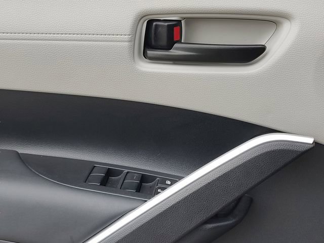 Used 2025 Toyota Corolla Cross L FWD image 24