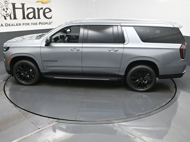 New 2025 Chevrolet Suburban Premier image 22