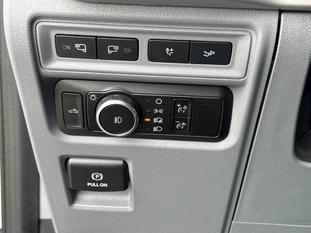 Used 2023 Ford F150 XLT w/ Equipment Group 302A High RWD image 14