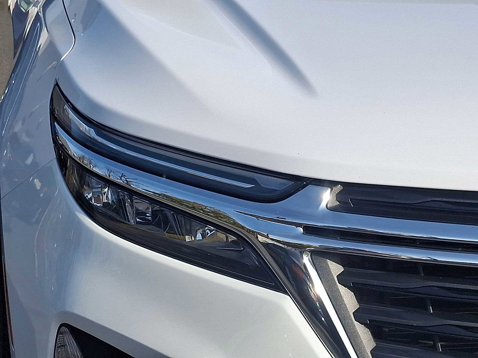 Used 2024 Chevrolet Equinox LT image 28