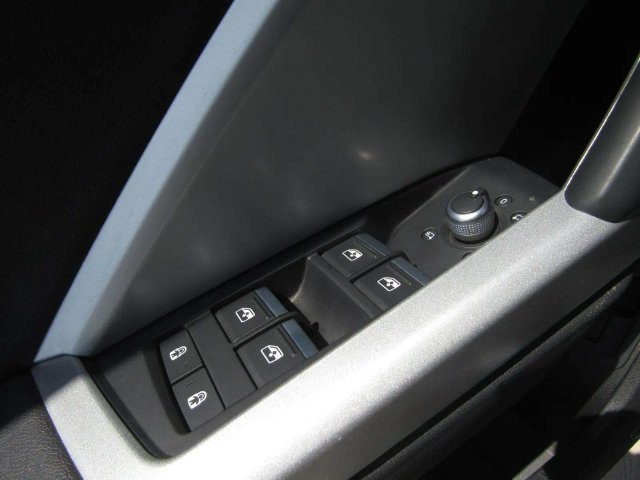 Used 2023 Audi Q3 2.0T Premium Plus AWD/4WD image 24