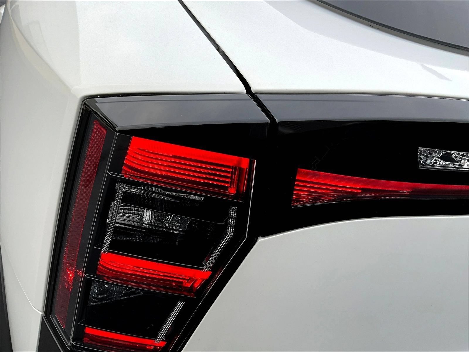 Certified 2025 Nissan Kicks SR AWD/4WD image 26