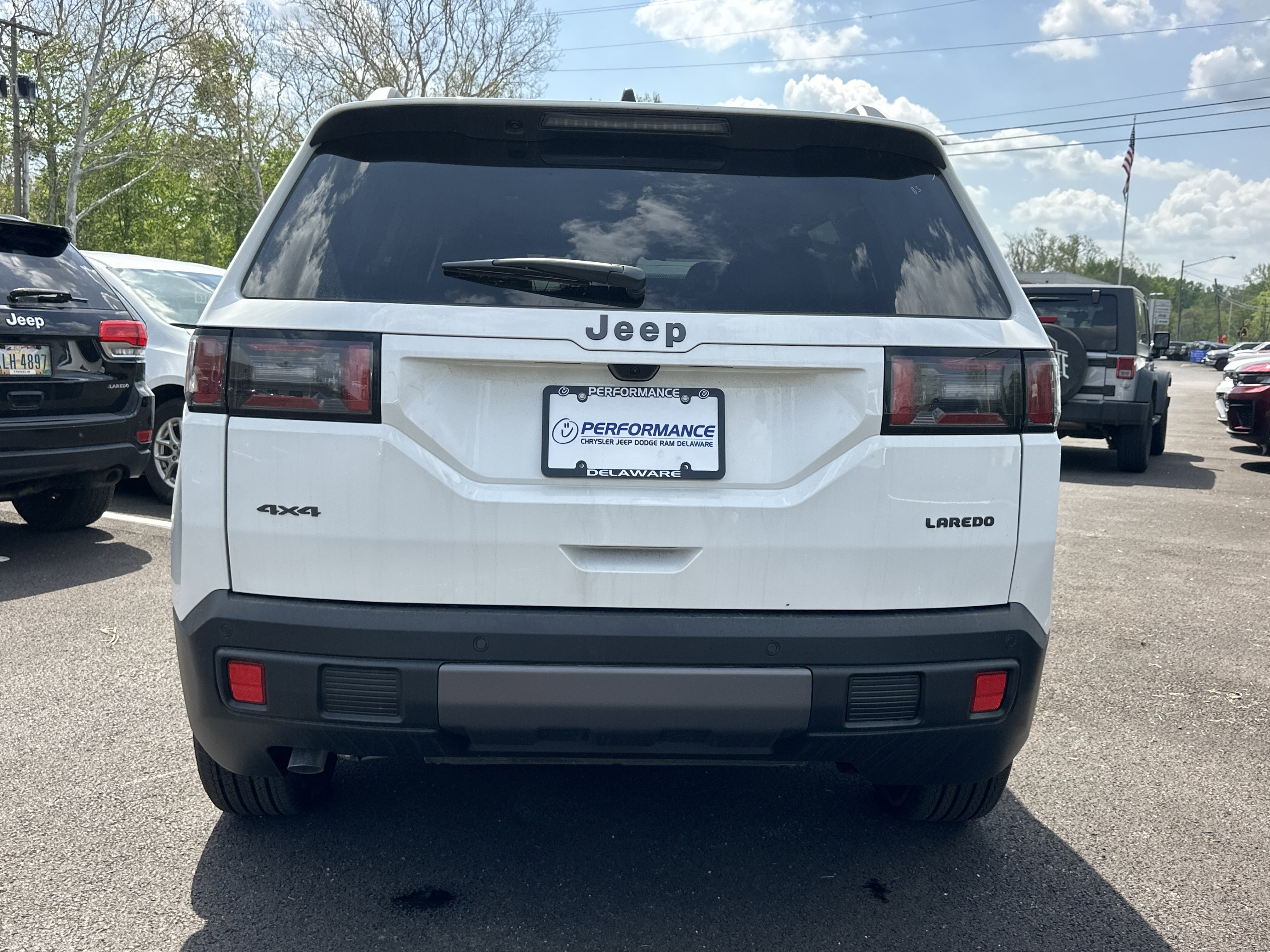 New 2026 Jeep Cherokee Laredo AWD/4WD image 13