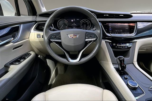 Used 2023 Cadillac XT6 Premium Luxury AWD/4WD image 8