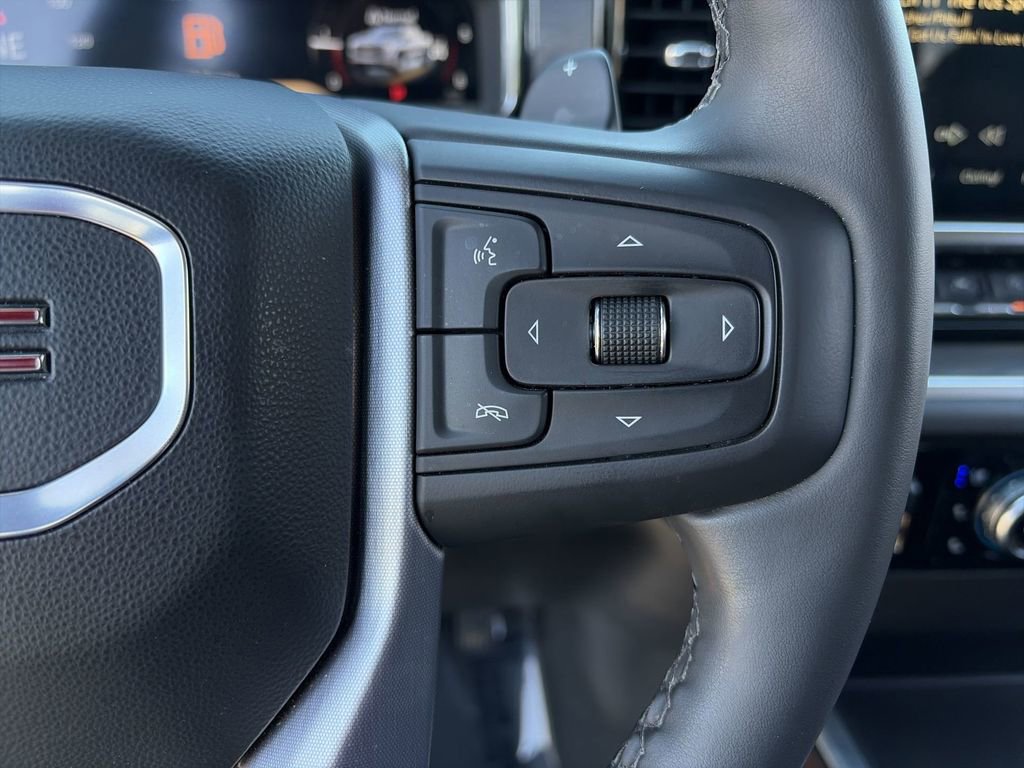 Used 2025 GMC Sierra 1500 SLT w/ SLT Premium Package image 10