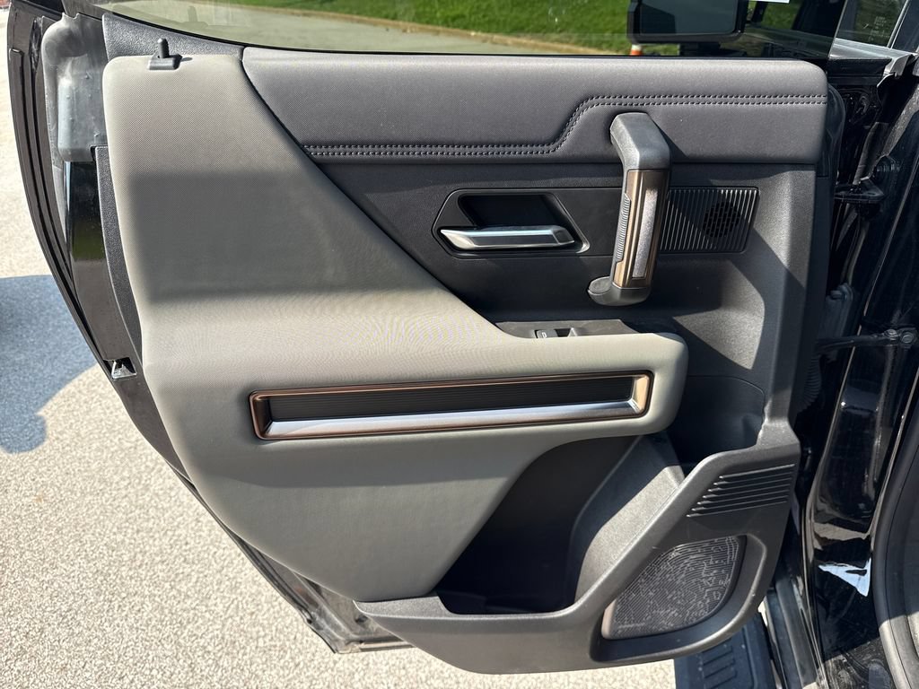Used 2024 GMC Hummer EV 2X AWD/4WD image 25