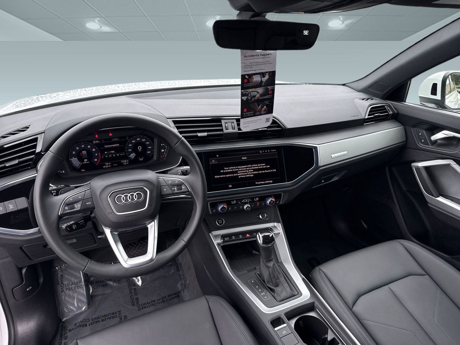 New 2025 Audi Q3 2.0T Premium image 27