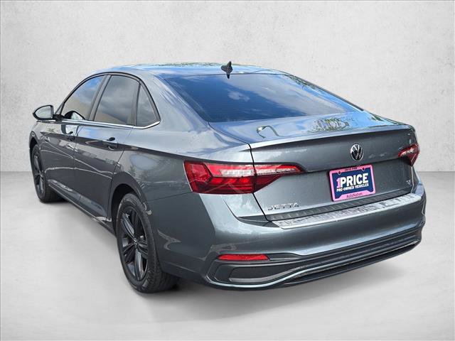 Used 2022 Volkswagen Jetta SE w/ Panoramic Sunroof Package FWD image 7