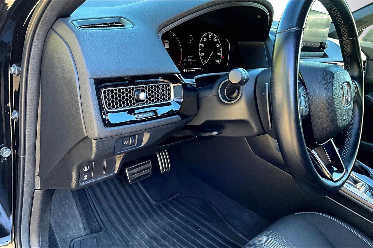 Used 2023 Honda Civic Sport image 16