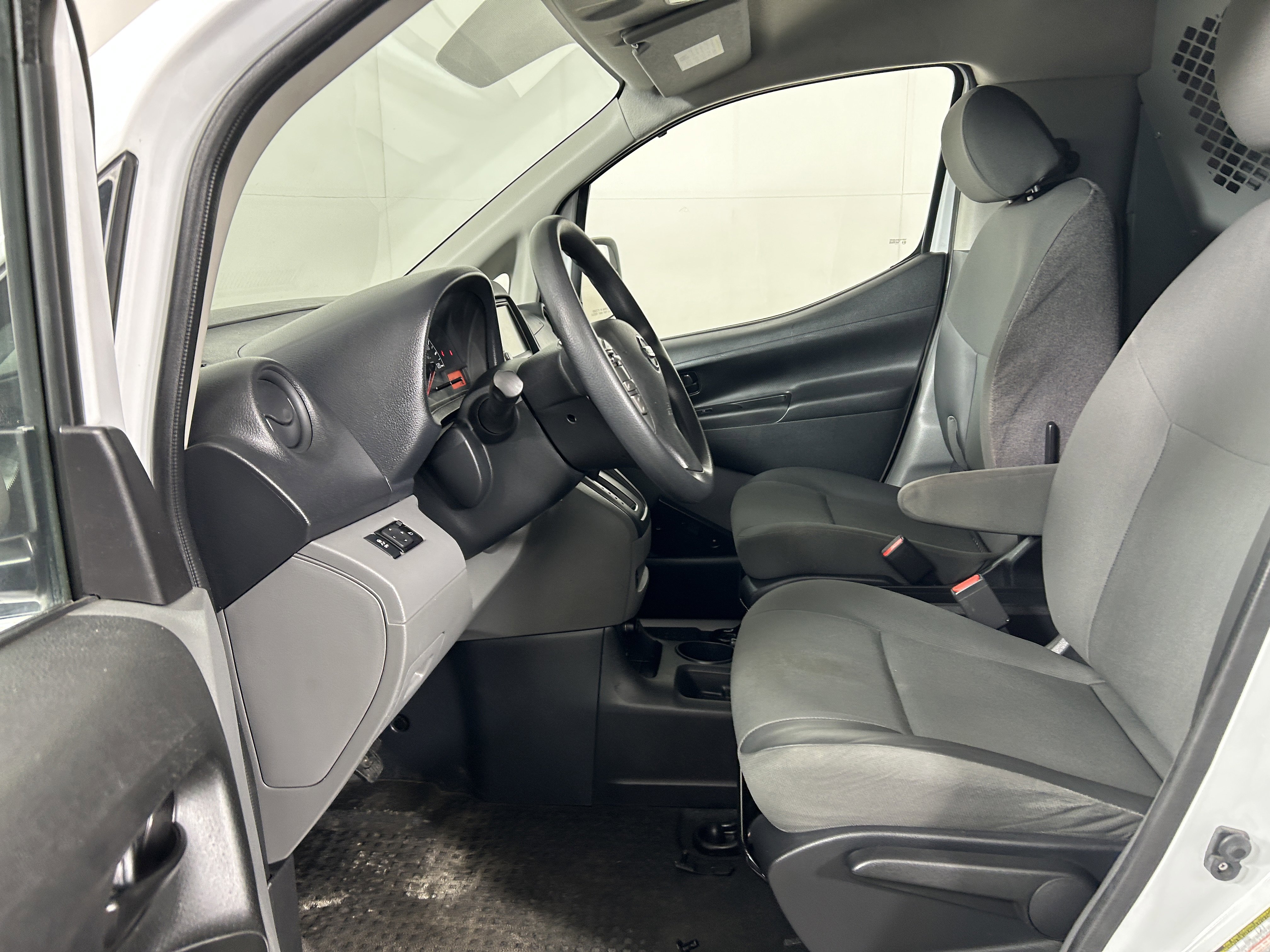 Used 2021 Nissan NV200 SV FWD image 9