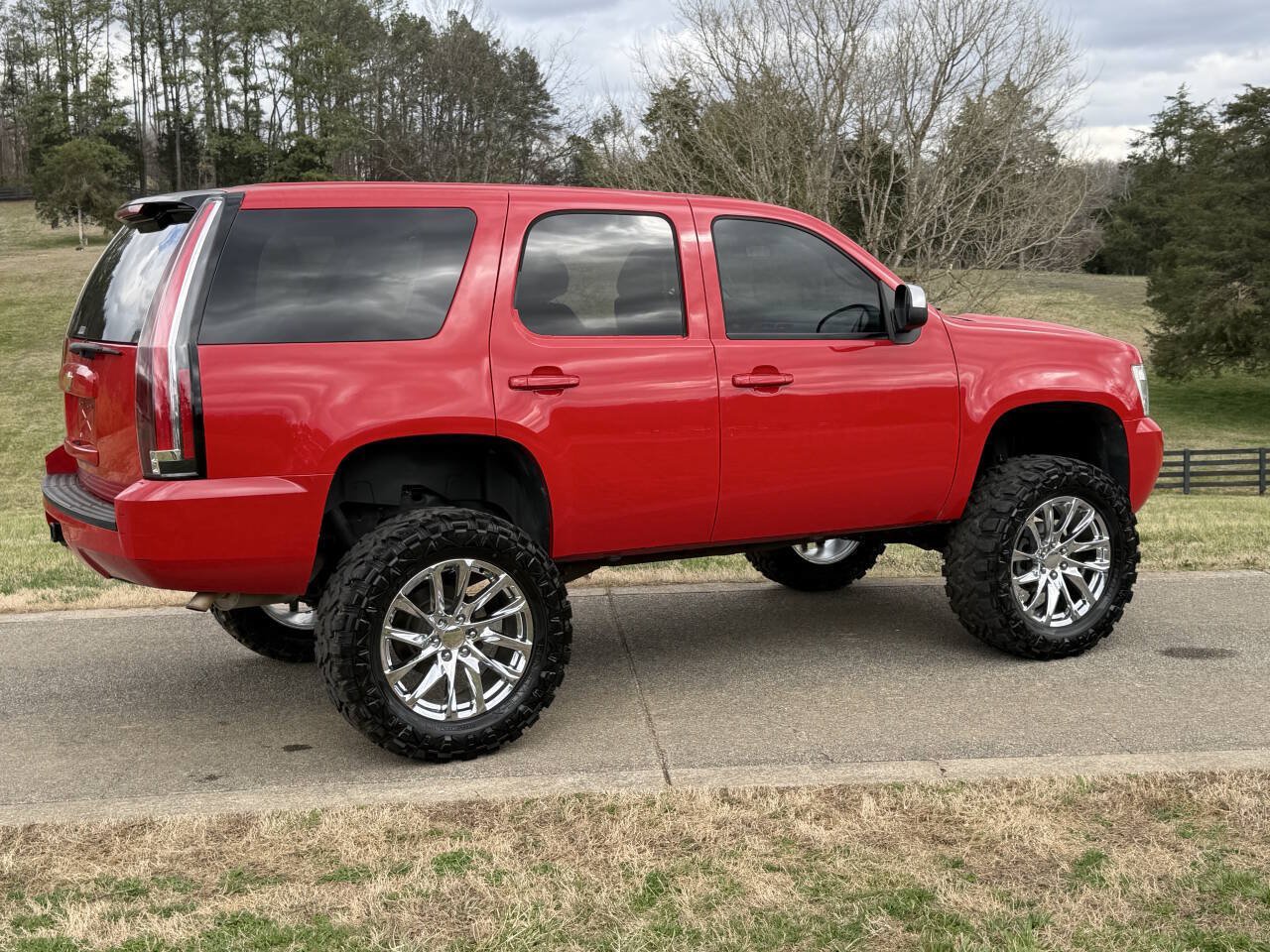 Used 2014 Chevrolet Tahoe 4WD w/ Skid Plate Package image 12