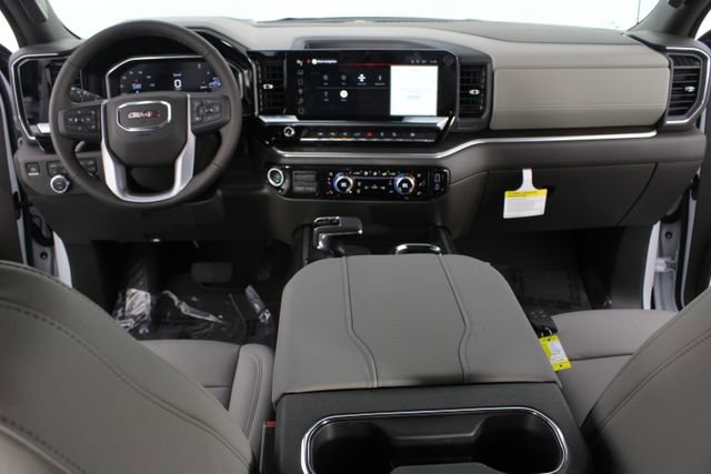 New 2026 GMC Sierra 1500 SLT image 10