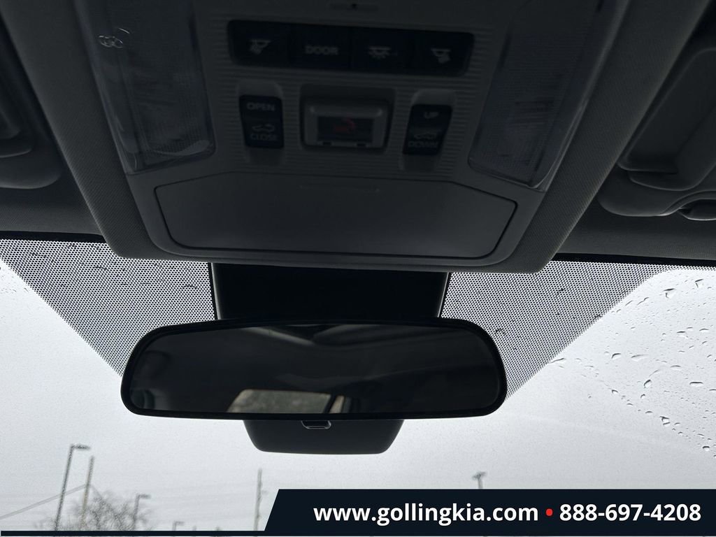 Used 2020 Toyota RAV4 XLE w/ Convenience Package AWD/4WD image 29