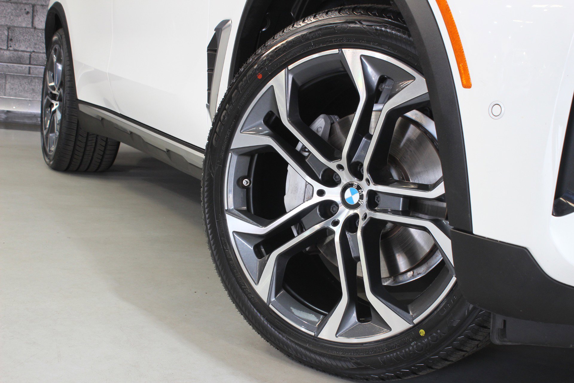 Used 2024 BMW X5 sDrive40i RWD image 19