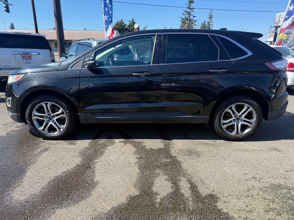 Used 2015 Ford Edge Titanium image 4