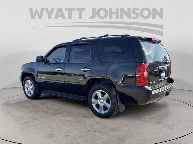Used 2007 Chevrolet Tahoe LTZ w/ LTZ Preferred Equipment Group AWD/4WD image 3
