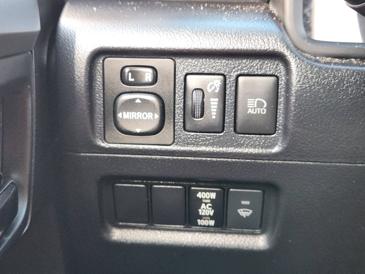 Used 2022 Toyota 4Runner SR5 RWD image 44