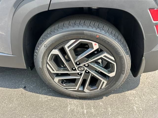 New 2025 Hyundai Tucson Limited image 41